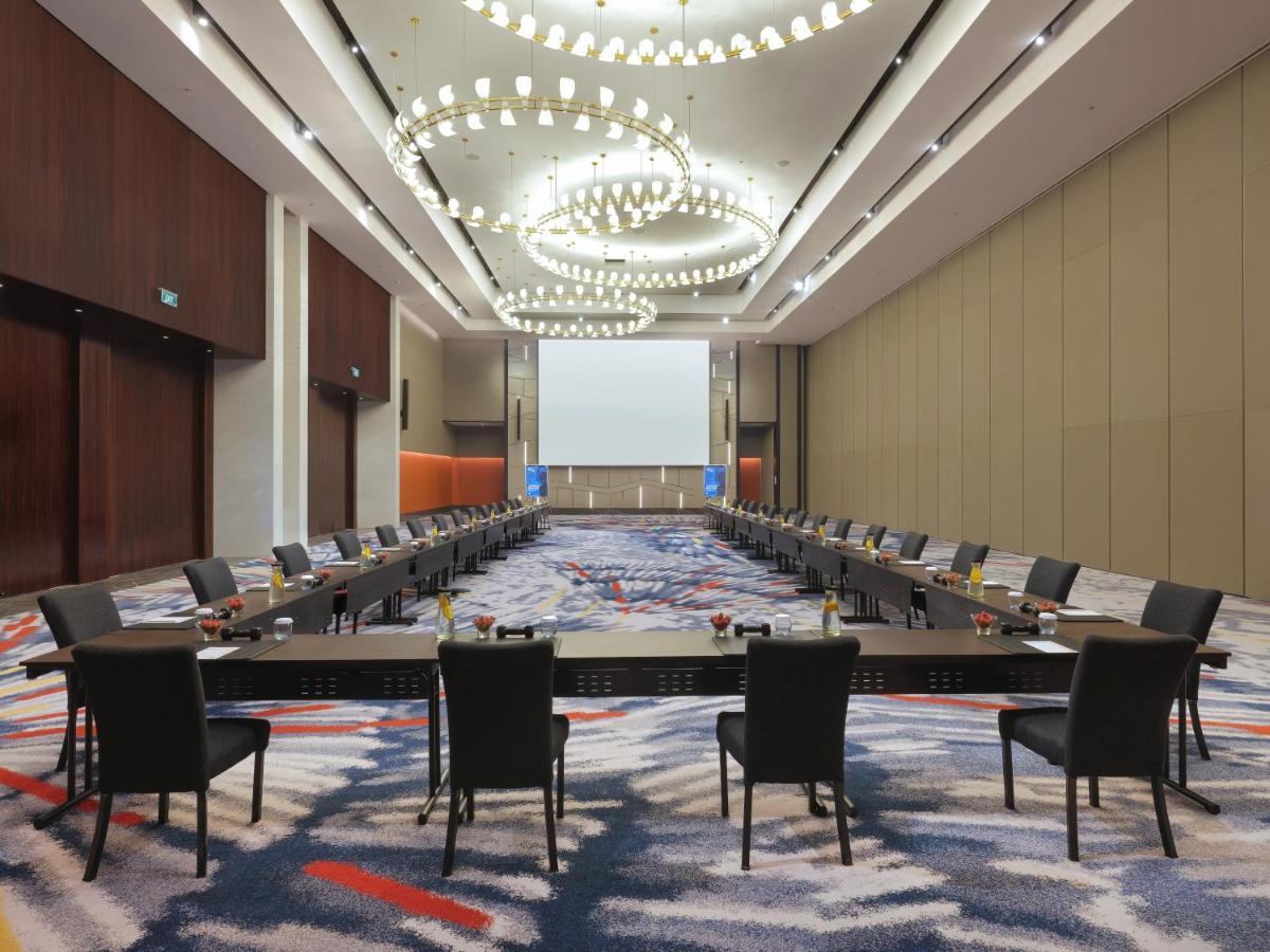 Pullman Bandung Grand Central Exterior foto